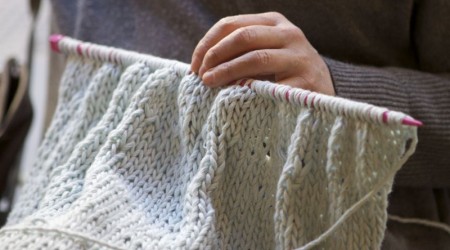 cours de tricot à lyon le lyon qui tricote avec agnès dominique