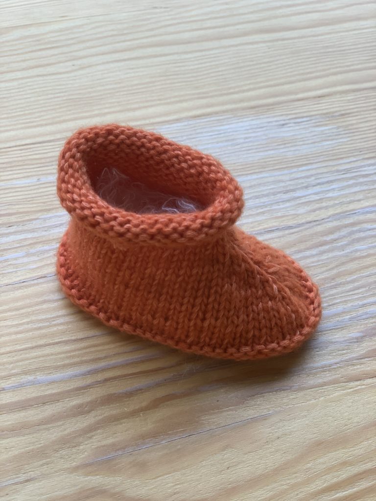 tricoter chaussons sans couture bébé le lyon qui tricote